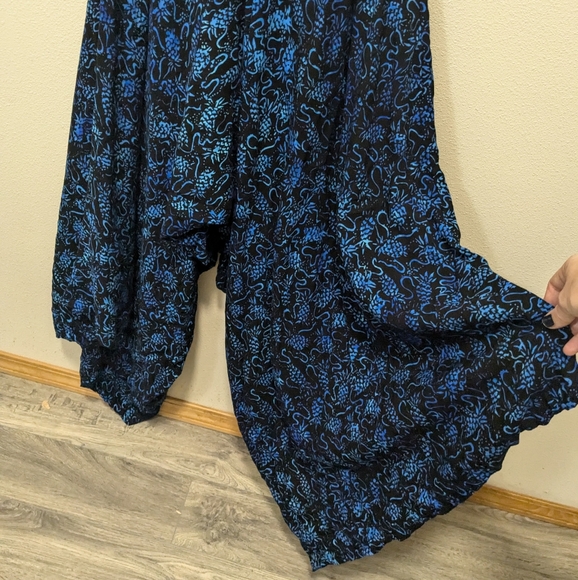 Aloha Royal Hawaiian Tie-Shoulder Jumpsuit - Blue Batik Print - One Size - Picture 4 of 8